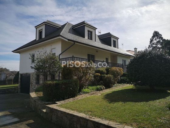Foto 1 de Casa en venta en Bergondo de 5 habitaciones con terraza y piscina