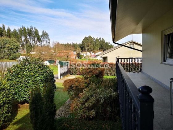 Foto 2 de Casa en venda a Bergondo de 5 habitacions amb terrassa i piscina