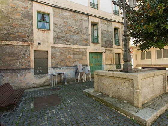 Foto 2 de Casa adosada en venta en calle Rafael Calleja de 4 habitaciones con terraza