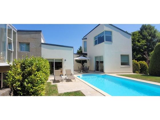 Foto 1 de Xalet en venda a calle Ortoño de 3 habitacions amb terrassa i piscina