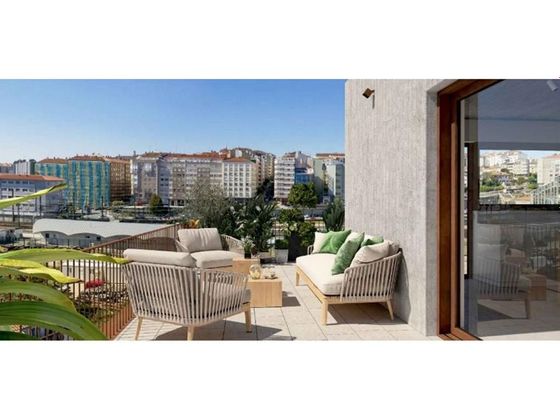 Foto 2 de Àtic en venda a Castiñeiriño - Cruceiro de Sar de 3 habitacions amb terrassa i garatge
