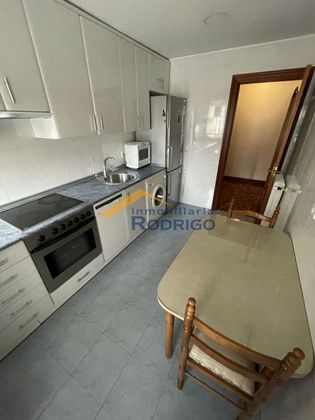 Foto 1 de Pis en venda a Gamonal de 3 habitacions amb terrassa i garatge