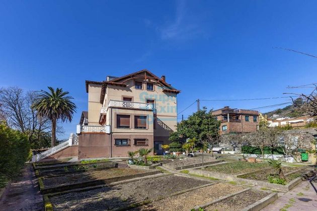 Foto 1 de Venta de chalet en Ategorrieta - Ulia de 15 habitaciones con terraza y garaje