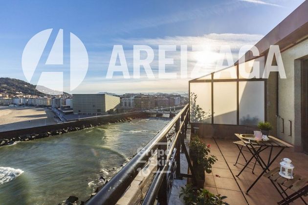 Foto 2 de Àtic en venda a calle Jauregi Jeneralaren de 3 habitacions amb terrassa i garatge