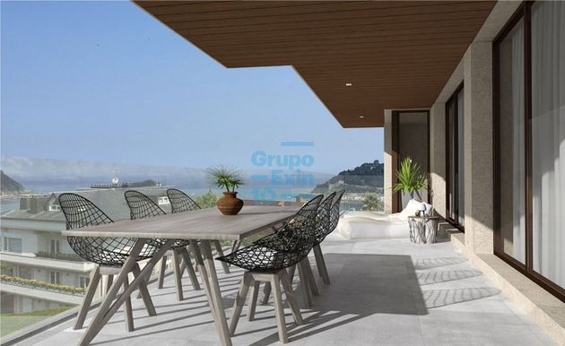 Foto 2 de Piso en venta en Aiete de 3 habitaciones con terraza y piscina