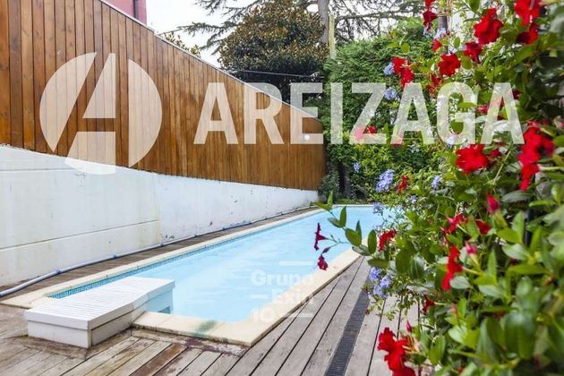 Foto 2 de Casa en venda a Miracruz - Bidebieta de 10 habitacions amb terrassa i piscina