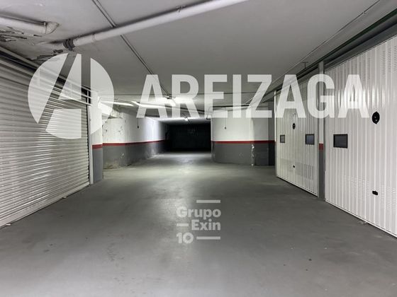 Foto 2 de Alquiler de garaje en calle La Fe Pasealekua de 16 m²