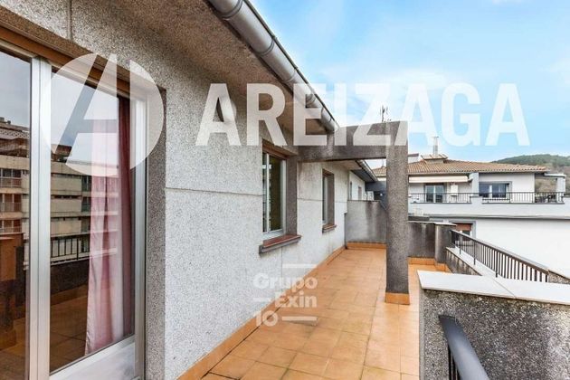 Foto 2 de Àtic en venda a Miracruz - Bidebieta de 5 habitacions amb terrassa i balcó