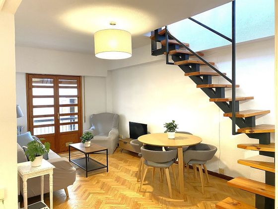 Foto 2 de Dúplex en alquiler en Alfonso de 2 habitaciones con terraza y muebles