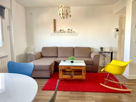 Foto 1 de Pis en lloguer a vía De Ramón Pignatelli de 2 habitacions amb terrassa i mobles