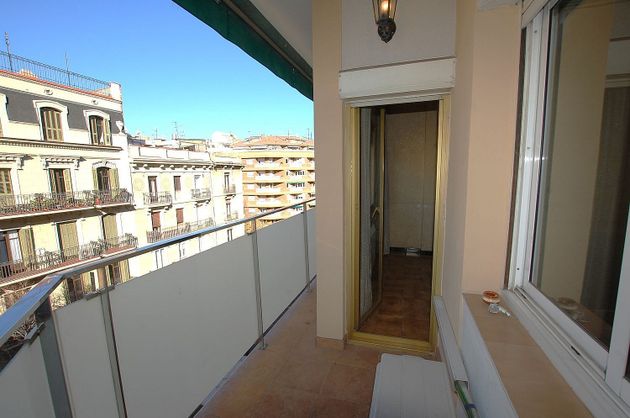 Foto 2 de Pis en venda a Sant Antoni de 5 habitacions amb terrassa i balcó