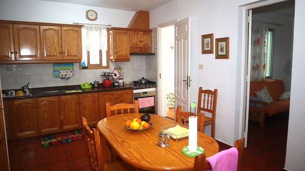 Foto 1 de Venta de casa en carretera General Tejinatacoronte de 3 habitaciones y 178 m²