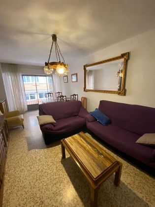 Foto 1 de Pis en lloguer a Camino de Ronda - Rosaleda de 4 habitacions amb balcó i calefacció