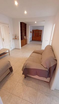 Foto 1 de Pis en lloguer a Polígono Cartuja – La Paz de 6 habitacions amb terrassa i aire acondicionat