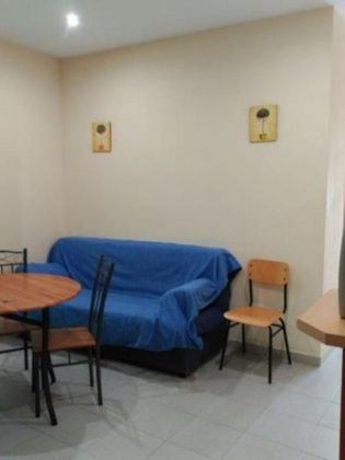 Foto 2 de Pis en lloguer a Centro - Sagrario de 2 habitacions amb aire acondicionat i calefacció