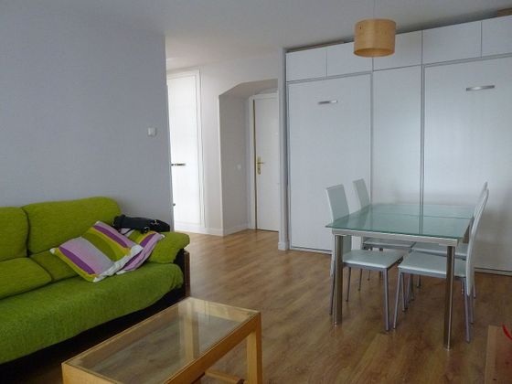 Foto 1 de Alquiler de piso en Parque de la Coruña - Las Suertes de 1 habitación con piscina y muebles