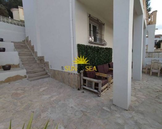 Foto 2 de Alquiler de casa en Benitachell/Poble Nou de Benitatxell (el) de 3 habitaciones con terraza y piscina
