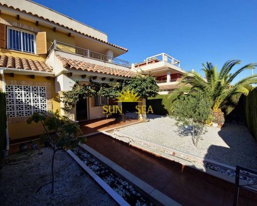 Foto 2 de Casa en lloguer a Altos - La Florida de 3 habitacions amb terrassa i piscina