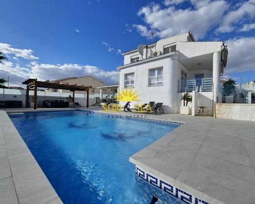 Foto 1 de Casa en lloguer a Campos de Golf - Villa Martin - Los Dolses de 5 habitacions amb terrassa i mobles