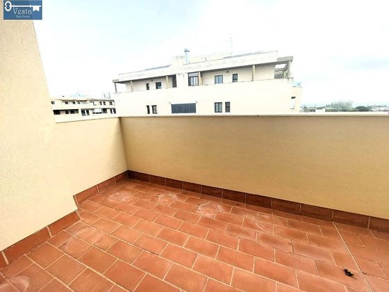 Foto 2 de Pis en venda a Este-Delicias de 3 habitacions amb terrassa i piscina
