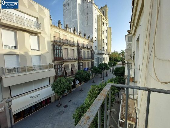 Foto 2 de Àtic en venda a Centro - Jerez de la Frontera de 4 habitacions amb terrassa i balcó