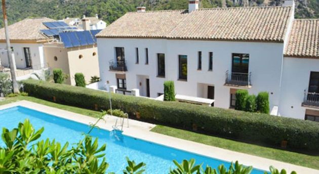 Foto 1 de Casa en venda a Benahavís de 3 habitacions amb terrassa i piscina