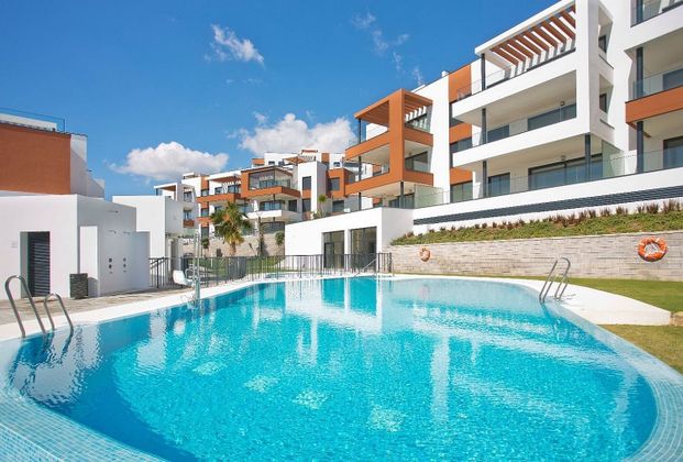 Foto 1 de Pis en venda a Las Gaviotas de 3 habitacions amb terrassa i piscina