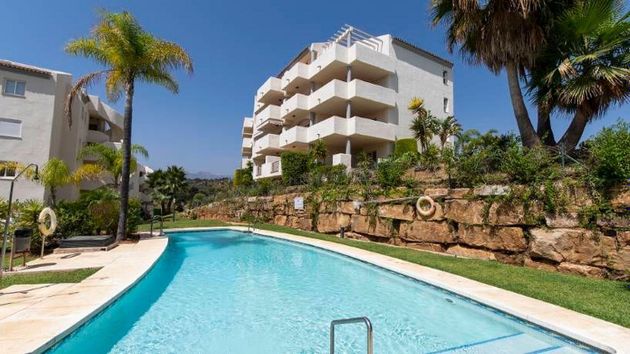 Foto 2 de Pis en venda a Elviria de 2 habitacions amb terrassa i piscina