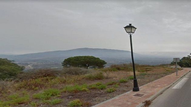 Foto 1 de Venta de terreno en Calahonda de 1823 m²