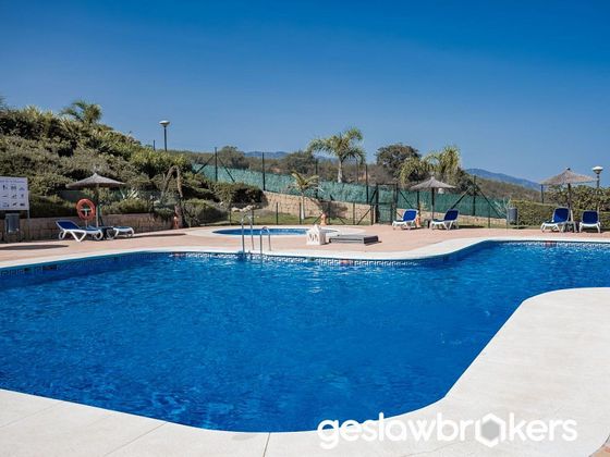 Foto 2 de Piso en venta en Ojén de 2 habitaciones con terraza y piscina