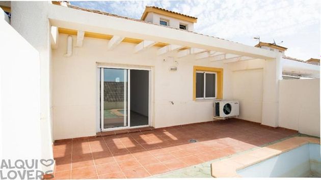 Foto 2 de Casa en venta en Monterrey - Rancho Domingo de 3 habitaciones con terraza y piscina