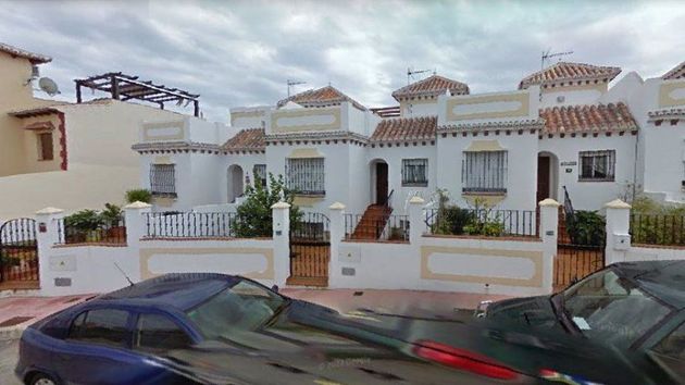 Foto 2 de Venta de casa en Urbanización Santa Rosa de 2 habitaciones con terraza y balcón