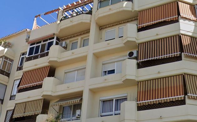 Foto 2 de Pis en venda a La Barriguilla de 4 habitacions amb terrassa i balcó