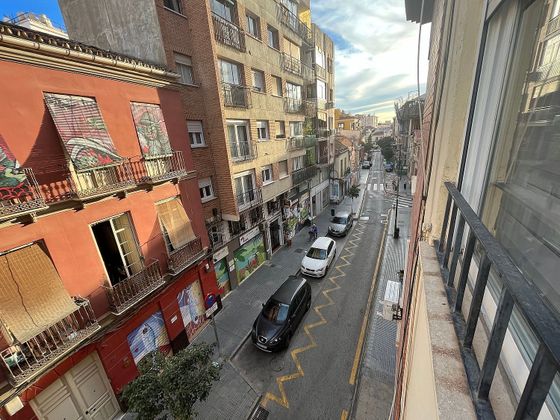 Foto 2 de Piso en venta en calle Lagunilla de 2 habitaciones con terraza y balcón