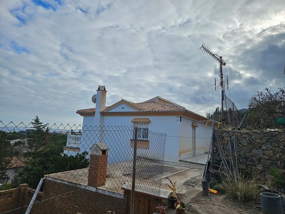 Foto 1 de Venta de chalet en calle Pedro Martir Angleria de 3 habitaciones con terraza y piscina