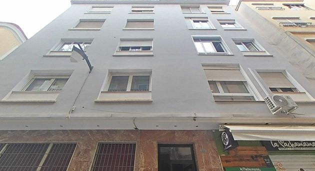 Foto 2 de Piso en venta en calle Cbeatas de 2 habitaciones con terraza