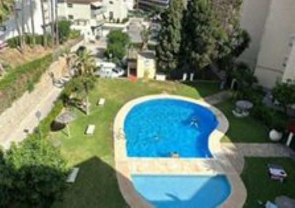 Foto 1 de Pis en venda a Torreblanca del Sol de 2 habitacions amb piscina i jardí