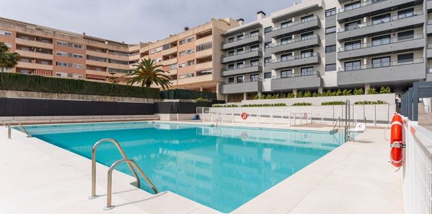Foto 1 de Piso en venta en avenida María Zambrano de 2 habitaciones con terraza y piscina