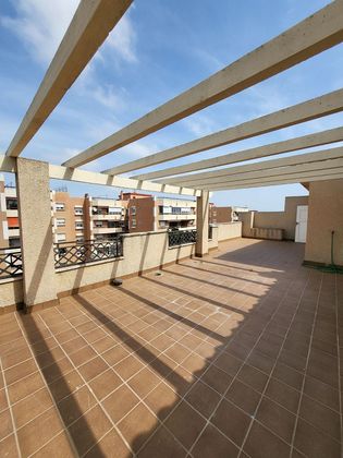 Foto 1 de Àtic en venda a calle Río Mesa de 4 habitacions amb terrassa i balcó