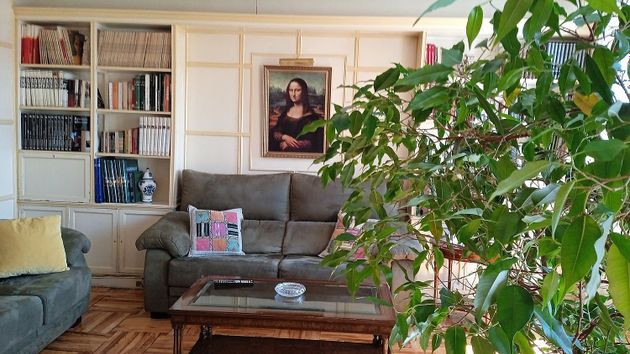 Foto 2 de Piso en venta en Cuatro Caminos de 7 habitaciones con garaje y aire acondicionado