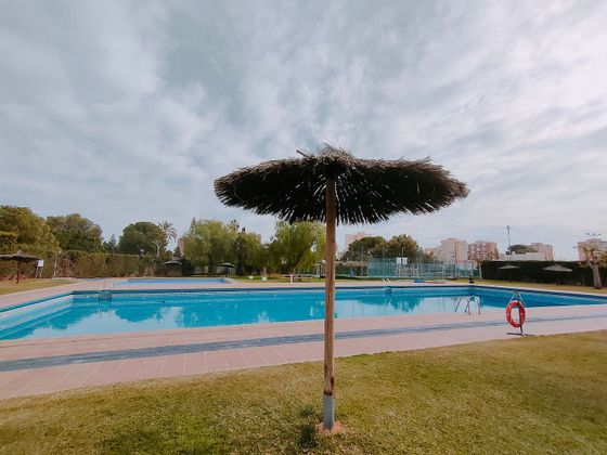 Foto 1 de Venta de chalet en Dehesa de Campoamor - La Regia - Aguamarina de 5 habitaciones con terraza y piscina