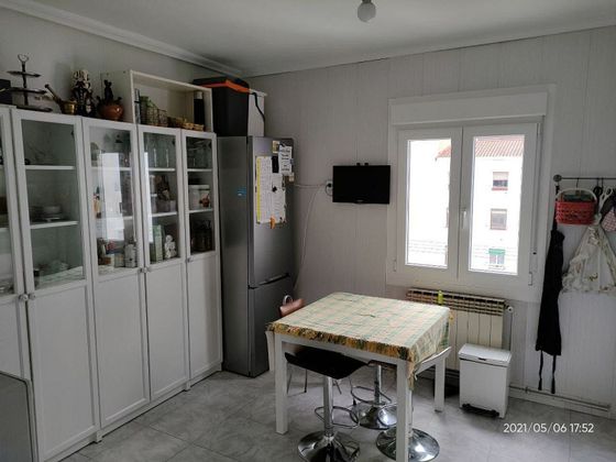 Foto 2 de Venta de piso en Miranda de Ebro de 3 habitaciones con calefacción
