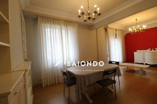 Foto 2 de Pis en venda a Eibar de 4 habitacions amb balcó i aire acondicionat