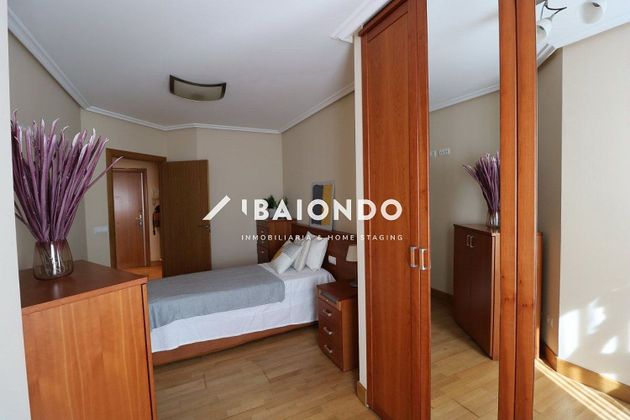 Foto 2 de Pis en venda a Eibar de 1 habitació amb ascensor
