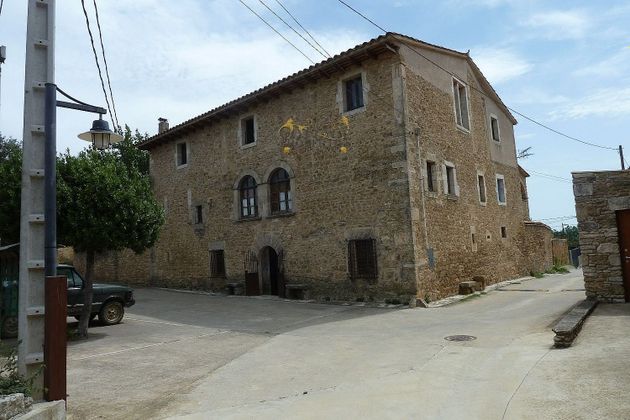 Foto 1 de Casa en venta en Cornellà del Terri de 6 habitaciones con terraza y jardín