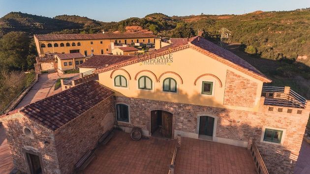 Foto 1 de Casa rural en venta en Sant Llorenç Savall de 24 habitaciones con terraza y piscina
