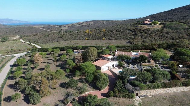 Foto 2 de Venta de casa rural en Cadaqués de 4 habitaciones con terraza y piscina