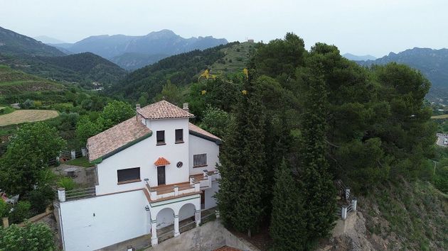 Foto 2 de Casa en venda a Berga de 5 habitacions amb terrassa i calefacció