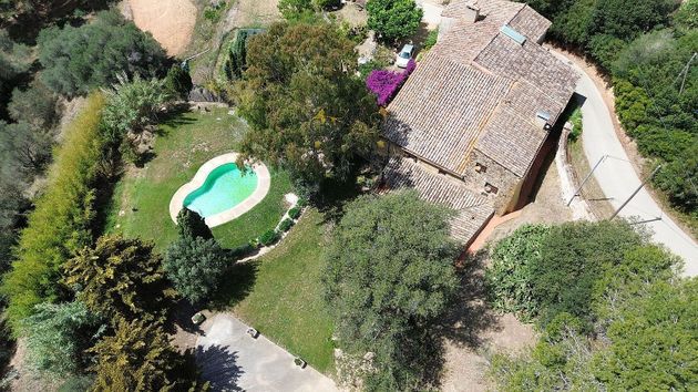 Foto 2 de Casa rural en venta en Vall-Llobrega de 5 habitaciones con terraza y piscina