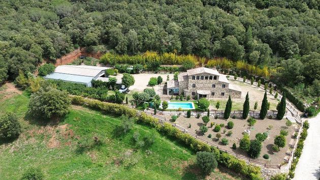 Foto 2 de Casa rural en venta en Sant Julia del Llor i Bonmati de 6 habitaciones con piscina y jardín